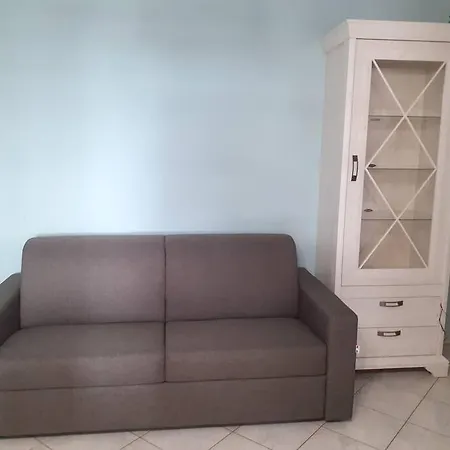 Grazioso Con Ampia Veranda Abitabile Alghero